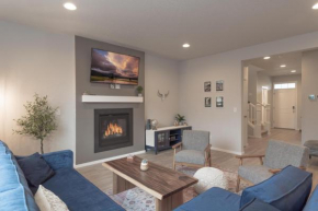 Thomas Beautiful Modern Home in Bend